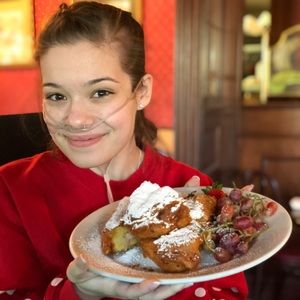 Meet your Posher, Julia